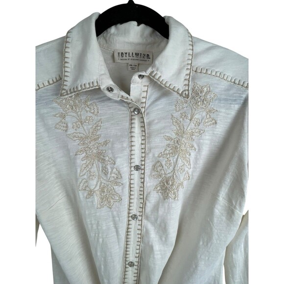 Idyllwind Women Embroidered Tie Front Knit Long Sleeve Western Pearl Snap Shirt - Picture 5 of 13